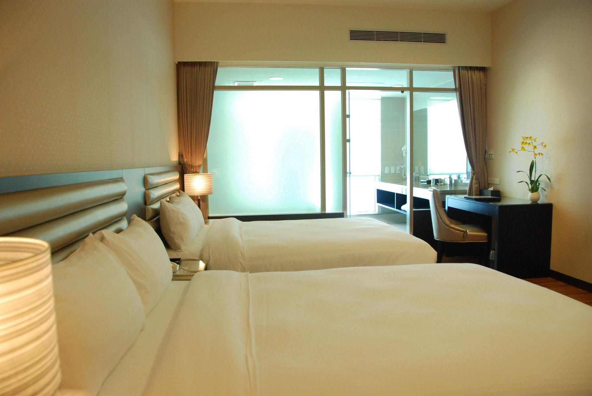 שינדיאן New Taipei Hot Spring Hotel מראה חיצוני תמונה